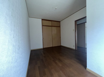個人の部屋や寝室として使える洋室です