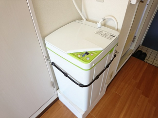 洗濯機になります。