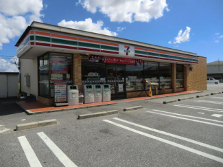 セブンイレブン愛知川豊満店まで2435m