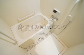 参考、同建物・同間取りの号室