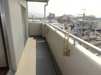 【バルコニー】
