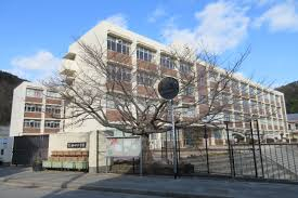 神戸市立福田中学校まで1208m