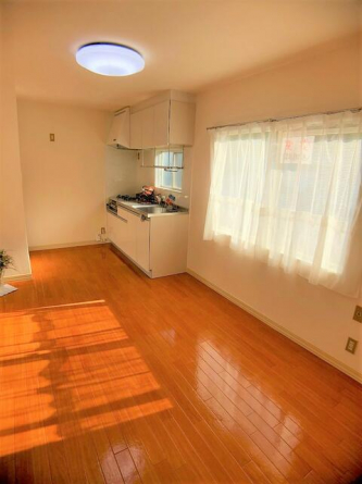 ファミール繁本の画像