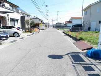 北側道路と敷地