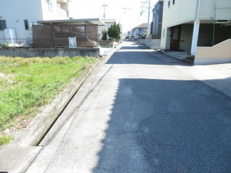 南側道路と敷地