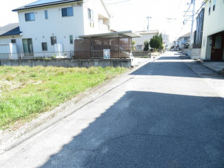 南側道路と敷地