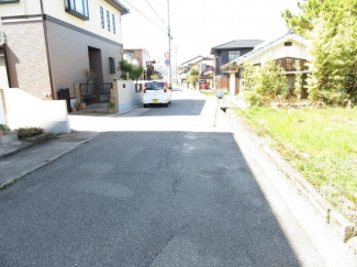 南側道路と敷地
