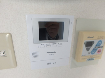 インターホン