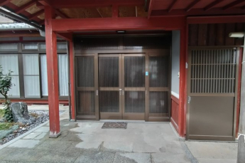 【玄関】