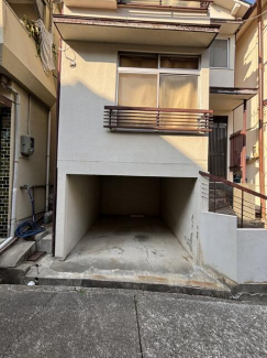 垂水区千鳥が丘２丁目駐車場付き戸建ての画像