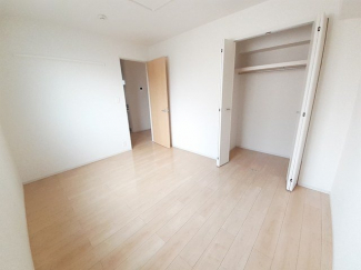 中はこのようになっています