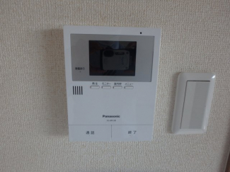 TVモニター付きインターホンで防犯対策