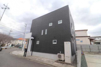 松山市東野３丁目の中古一戸建ての画像