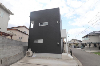 松山市東野３丁目の中古一戸建ての画像