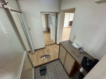 【玄関】