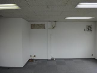 糸吉ビル　３階　３０１号室の画像