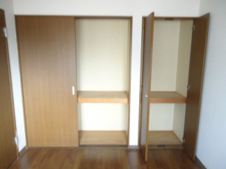 洋室収納