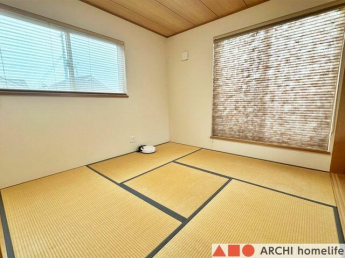 2階4.5帖の和室。日当たりも最高です！