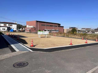 南東方向から