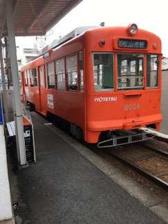 マンションの敷地から市内電車が乗れます！