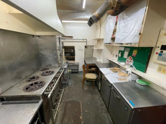 新居浜市徳常町の店舗一部の画像