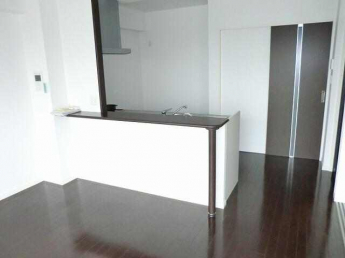 新居浜市坂井町２丁目のマンションの画像
