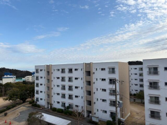 高倉台１１団地５５号棟の画像
