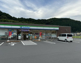 ファミリーマート西大洲店まで2819m