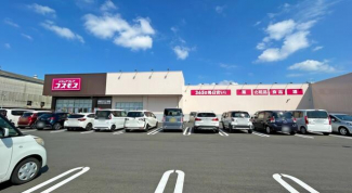 ディスカウントドラッグコスモス北土居店まで738m