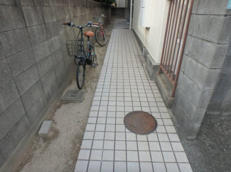 エントランス付近
