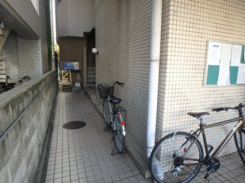 建物入り口