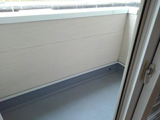 【バルコニー】