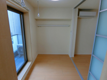 【寝室】