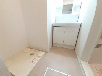 明るい玄関です