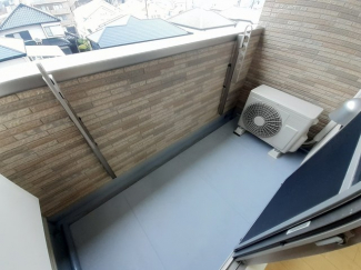 お洗濯にも便利なバルコニー付き
