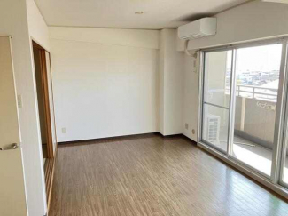 姫路市飾磨区英賀春日町１丁目のマンションの画像