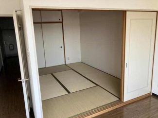 姫路市飾磨区英賀春日町１丁目のマンションの画像