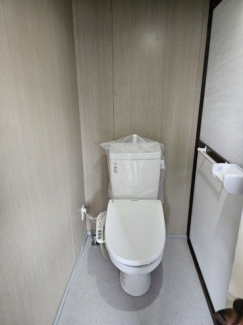 室内にシャワートイレを設置しました