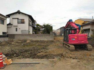 外観を西側より撮影