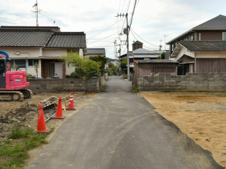 西側道路