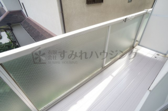 【バルコニー】