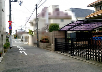 【前面道路含む現地写真】