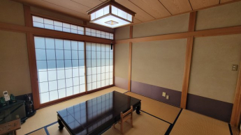 1階8帖の和室