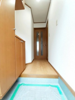 落ち着いた玄関です