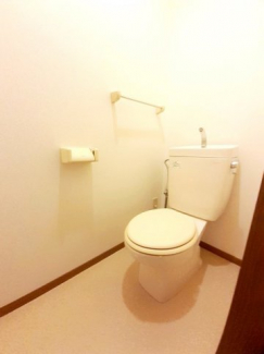 シンプルで使いやすいトイレです