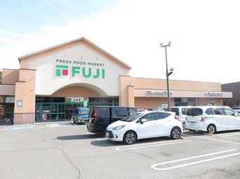 フジ北斎院店様まで1100m