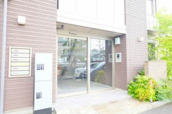 【エントランス】