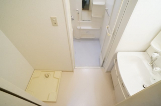 参考、同建物・反転間取りの号室