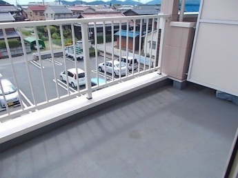 【バルコニー】