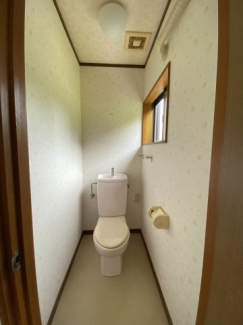 ゆったりとした空間のトイレです